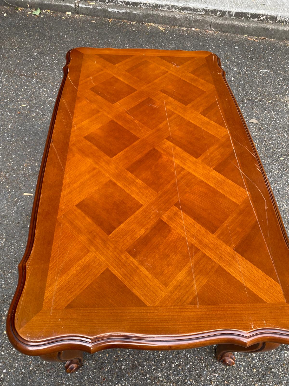 Rectangular Louis XV coffee table in solid wood and marquetry.