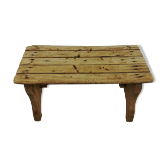 Wooden footrest bench