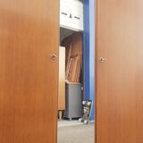 Armoire vintage