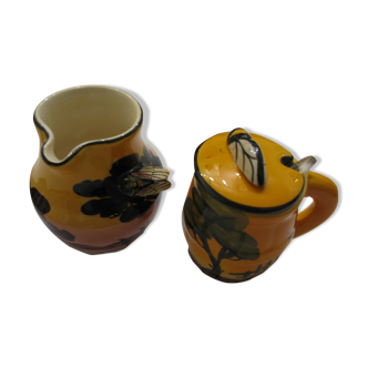 Duo water pot and mustard