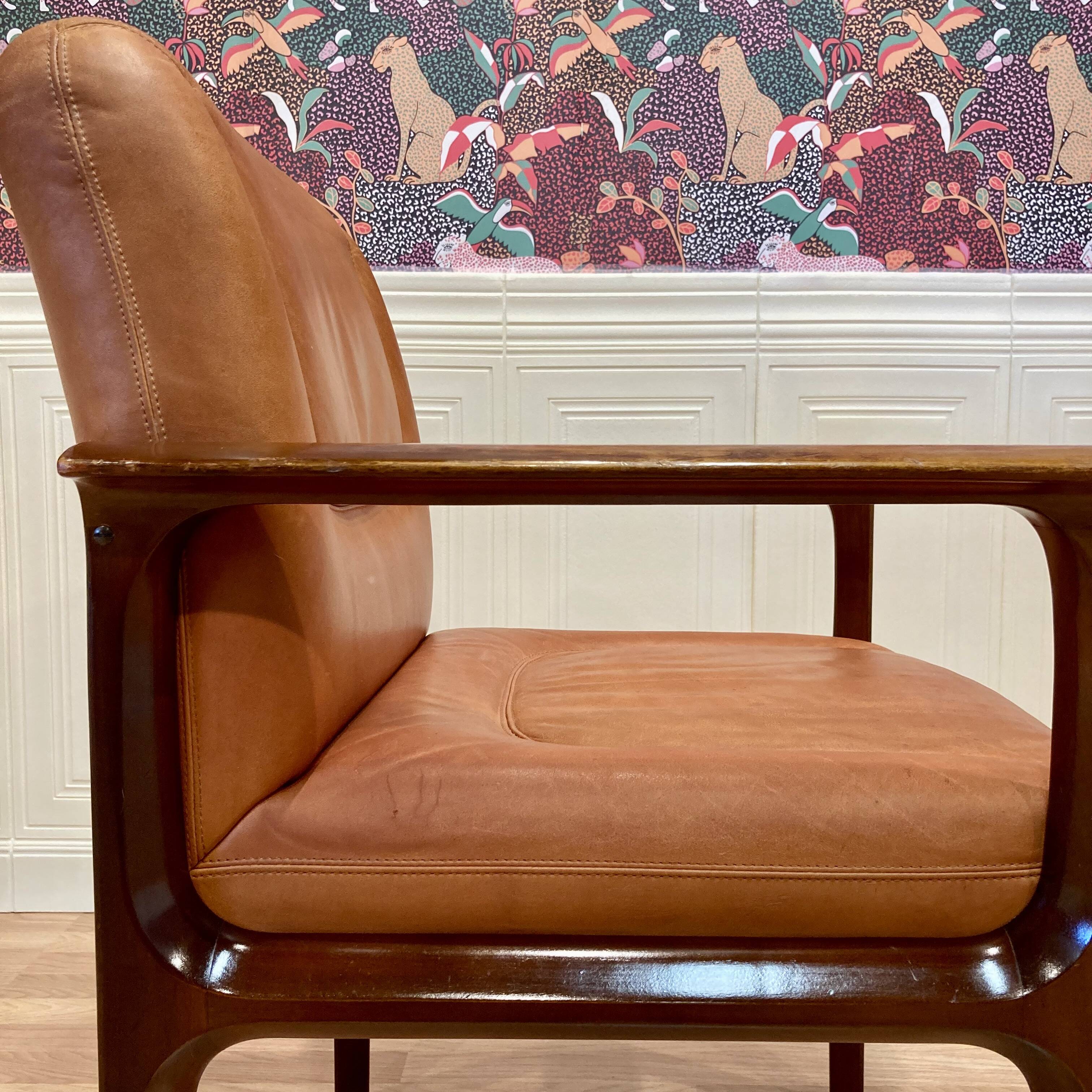 Leather armchair "1960 design".
