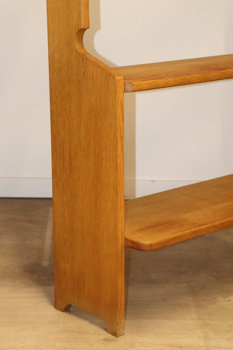 Guillerme and Chambron bookcase shelf in oak, 1960