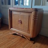 Antique oak chest of drawers