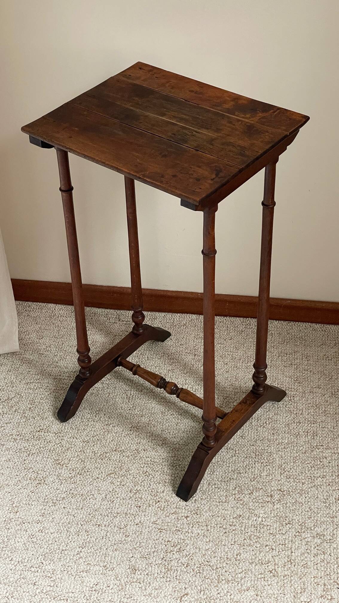 NIGHTSTAND Antique Turned Wood
