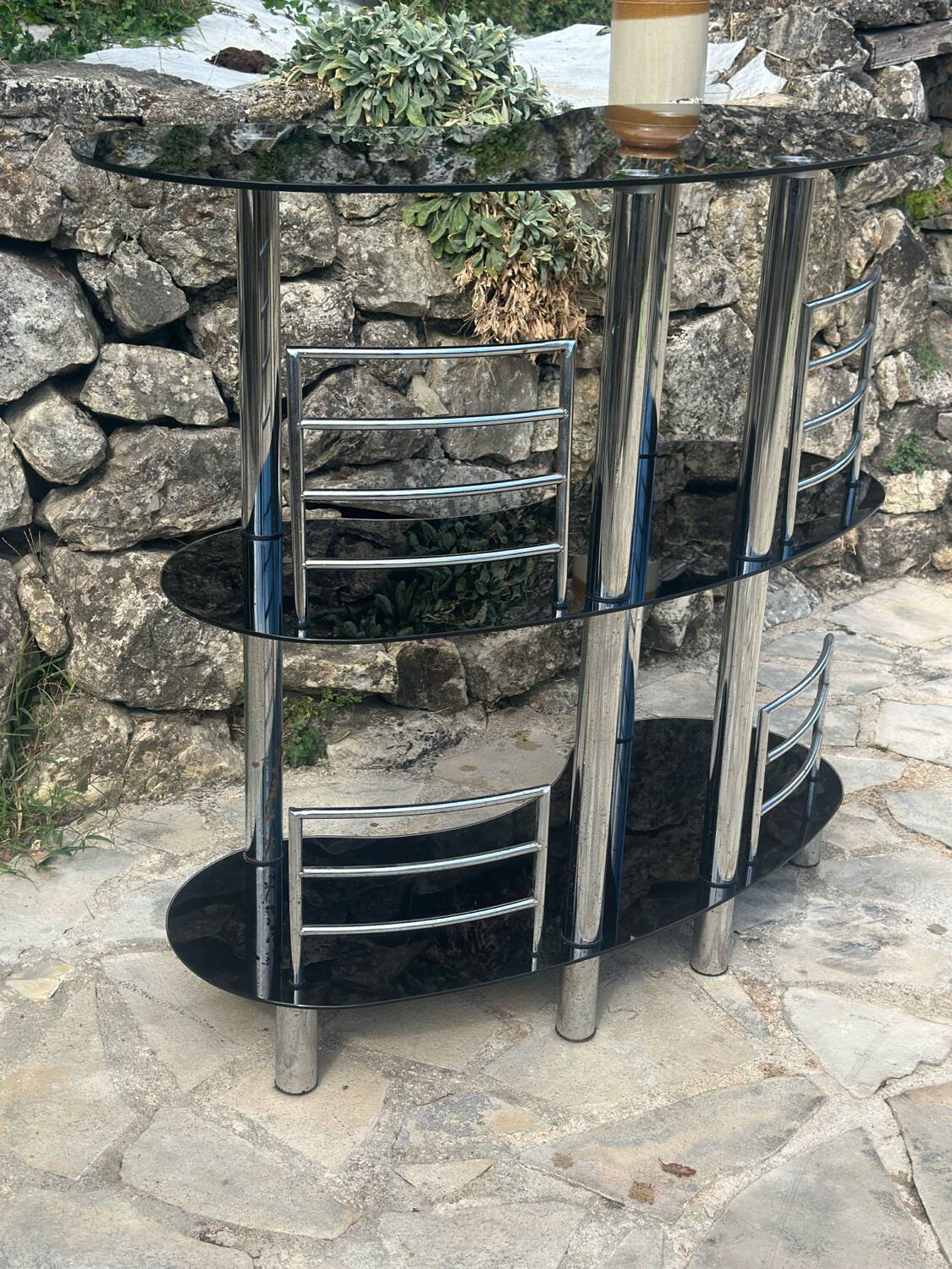 Bar en verre teinté et métal chromé