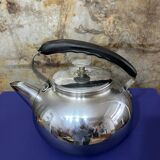 Round chrome kettle