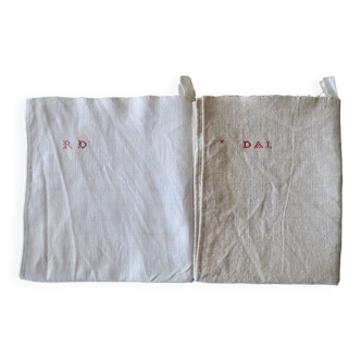 Tea towels in linen and hemp