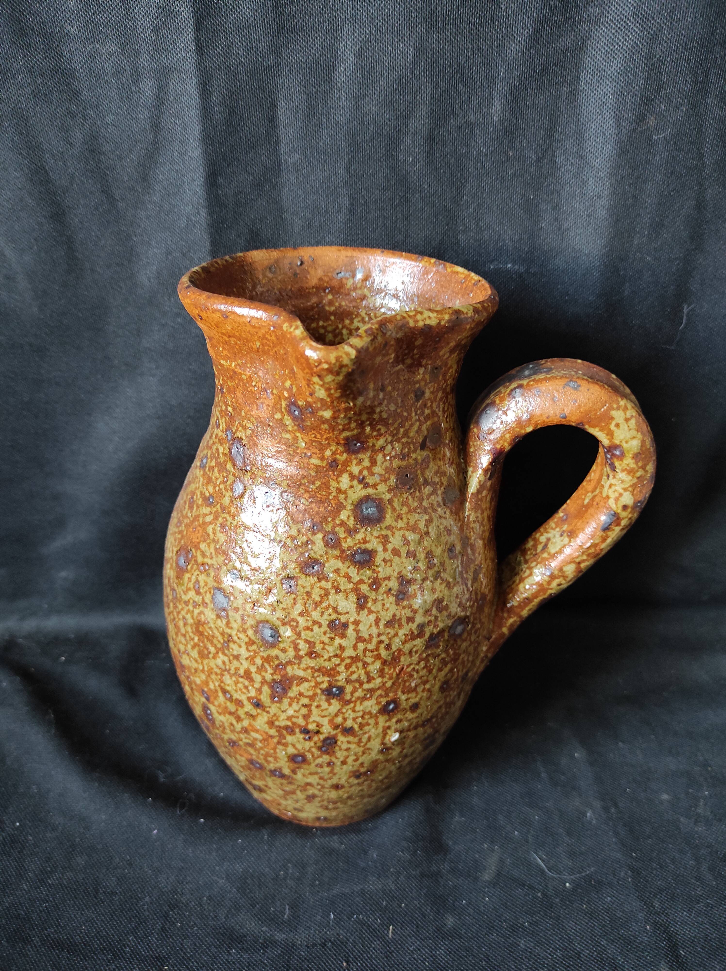 The terminal/jug in pyrite gres