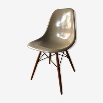 Chair by Charles & Ray Eames for Herman Miller