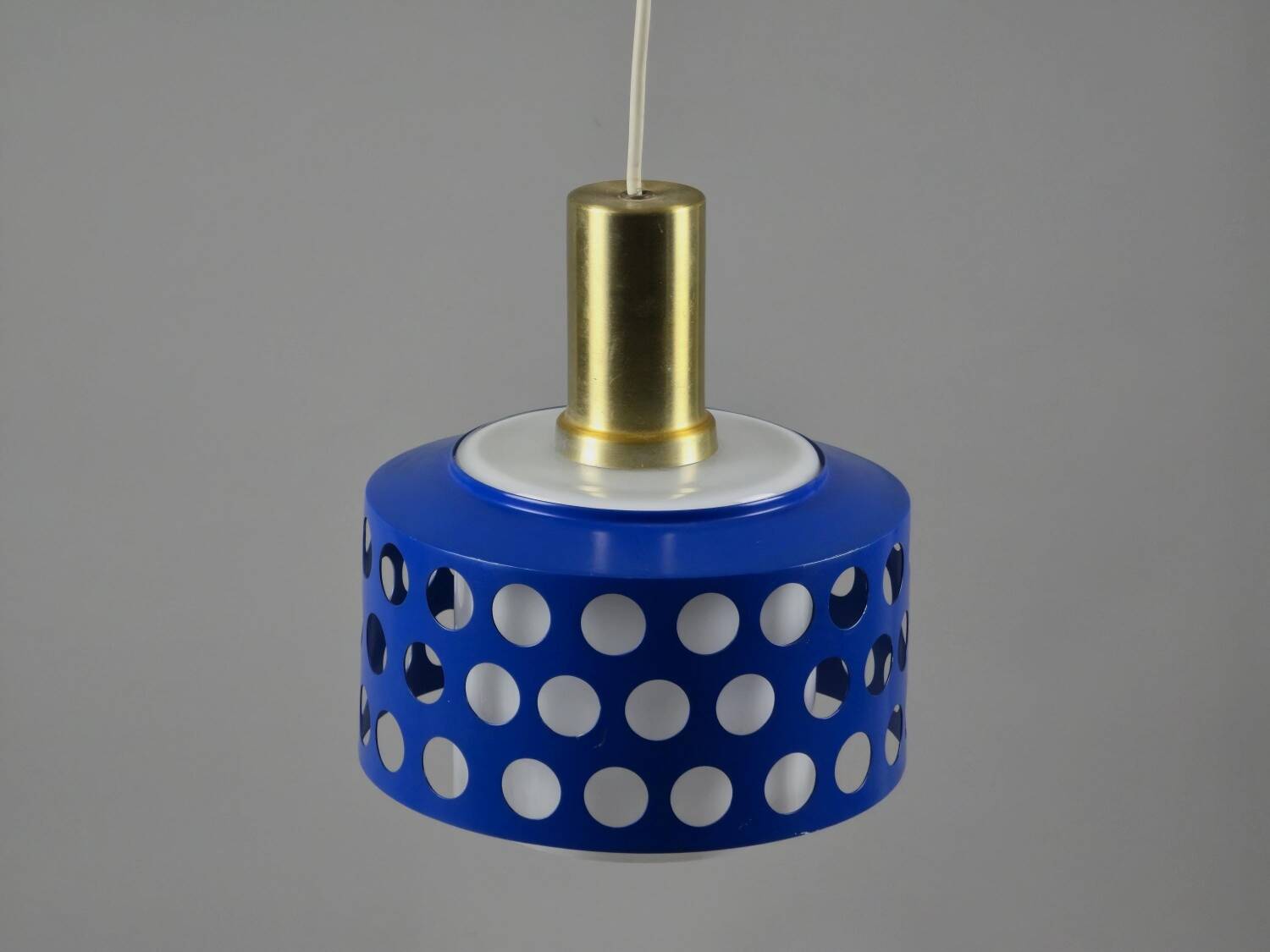 1970s finnish space-age lynx pendant lamp by kai finnmark
