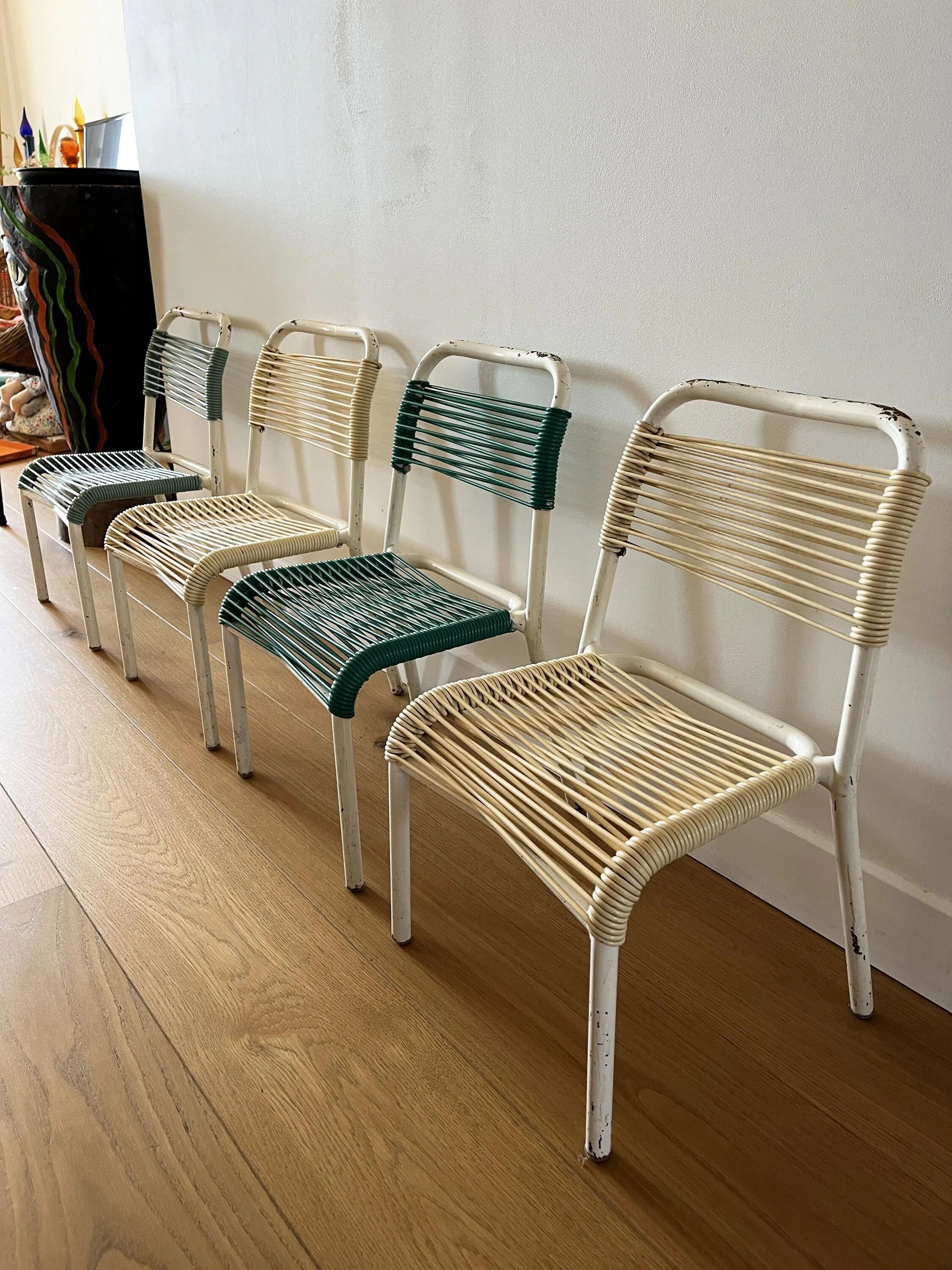 Set of 4 vintage 1960s Scoubidou children's chairs