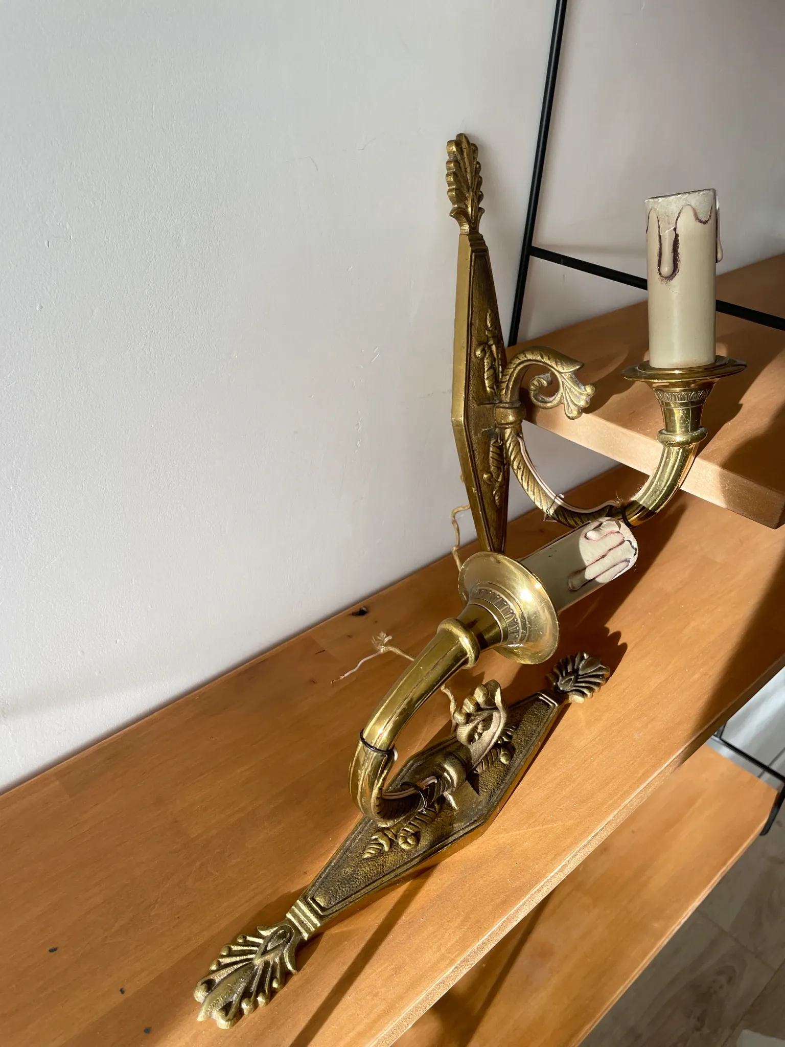 Pair of wall sconces in gilded brass – Louis XVI / neoclassical style