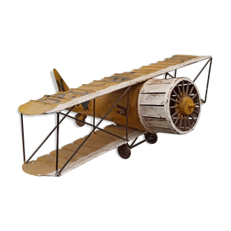 Miniature metal plane