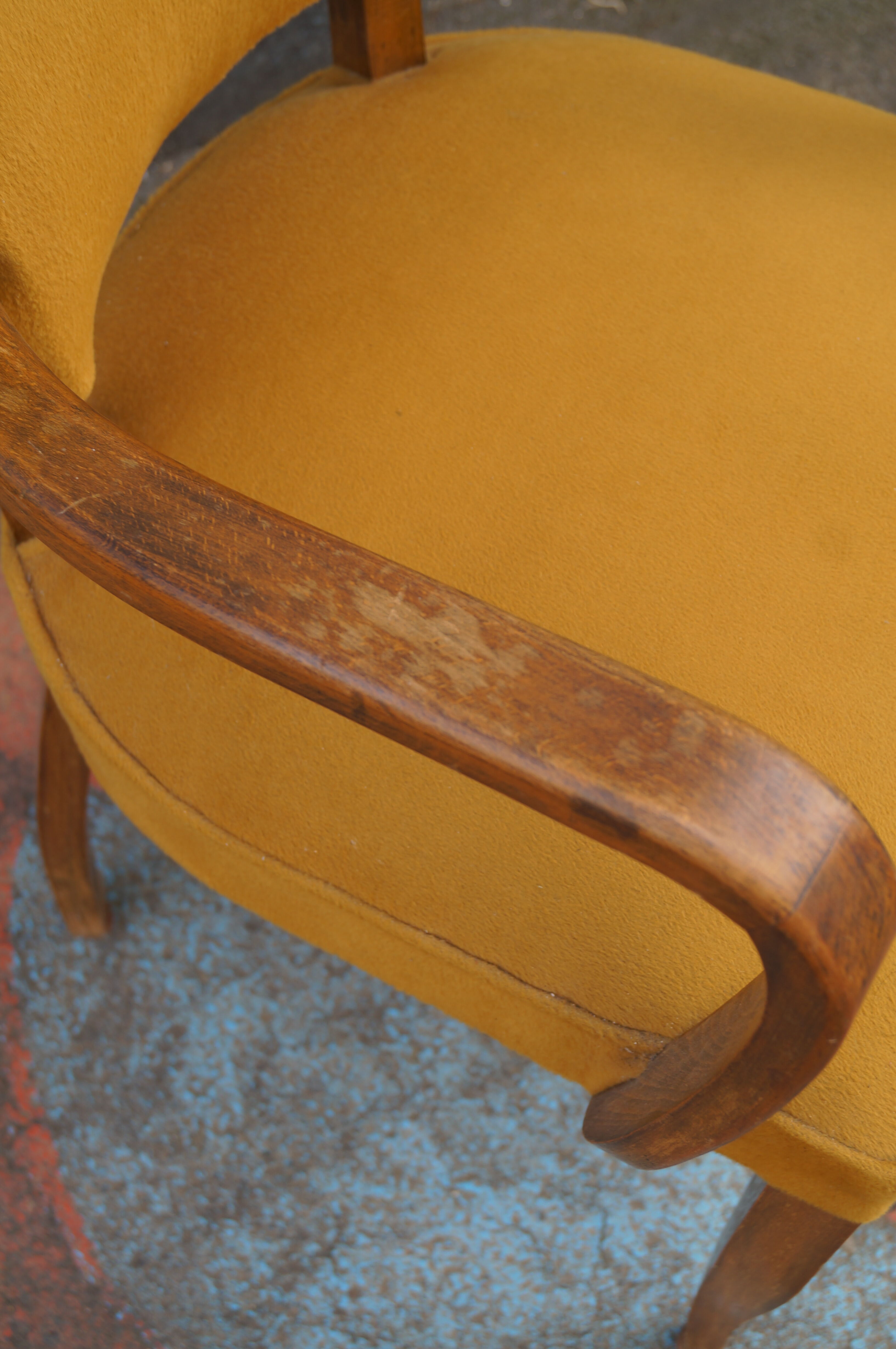 Flatbed bridge chair