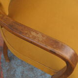 Flatbed bridge chair