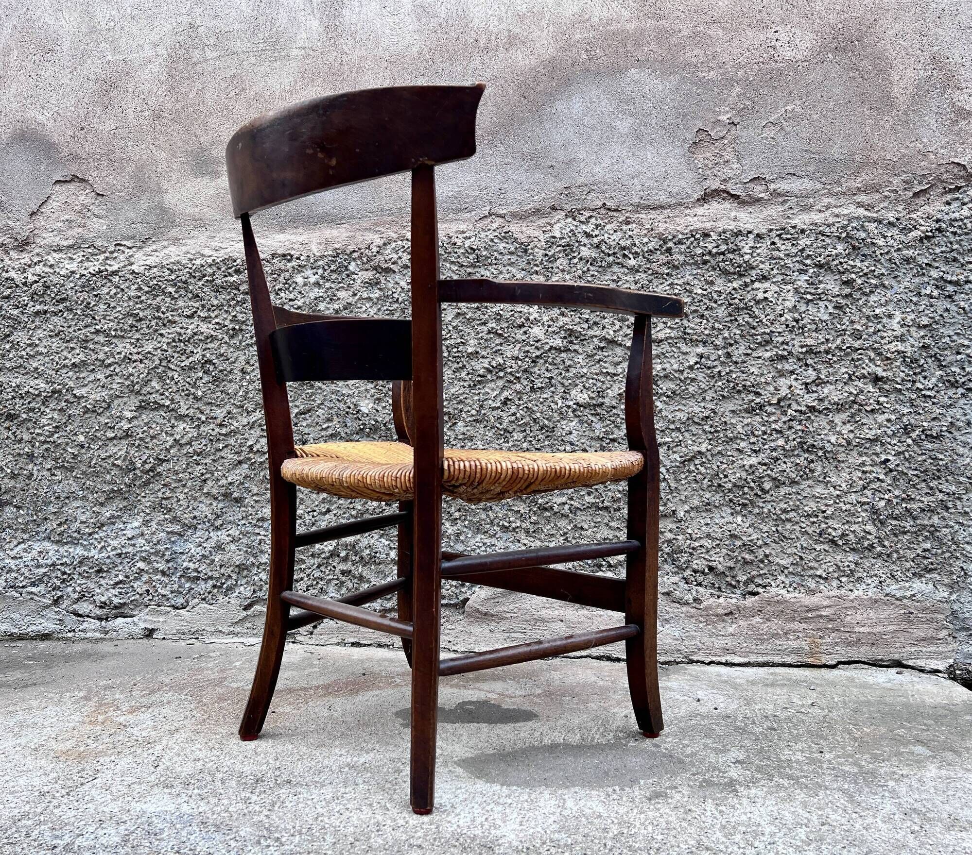 Rustic mulched armchair in oak 1940
