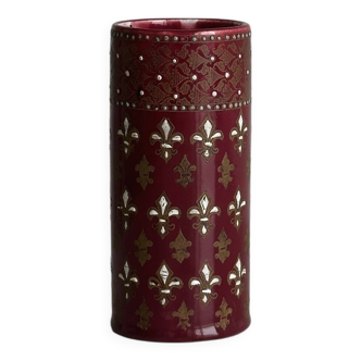 roll vase
