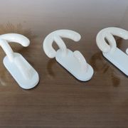 Luigi Caramella's series of 3 patères for " Con & Con " Itay era Memphis 80s