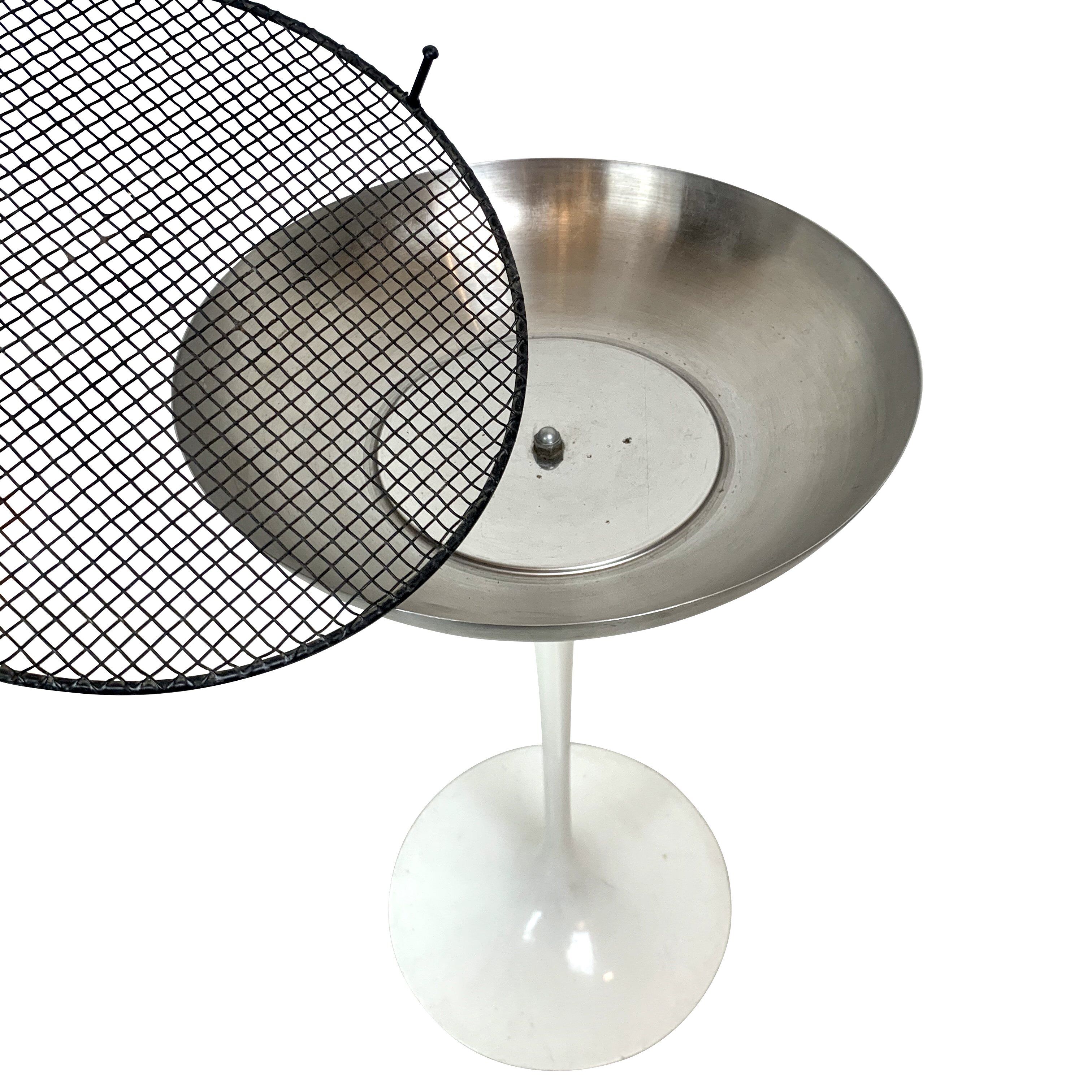 Cendrier sur pied tulipe - Eero Saarinen pour Knoll