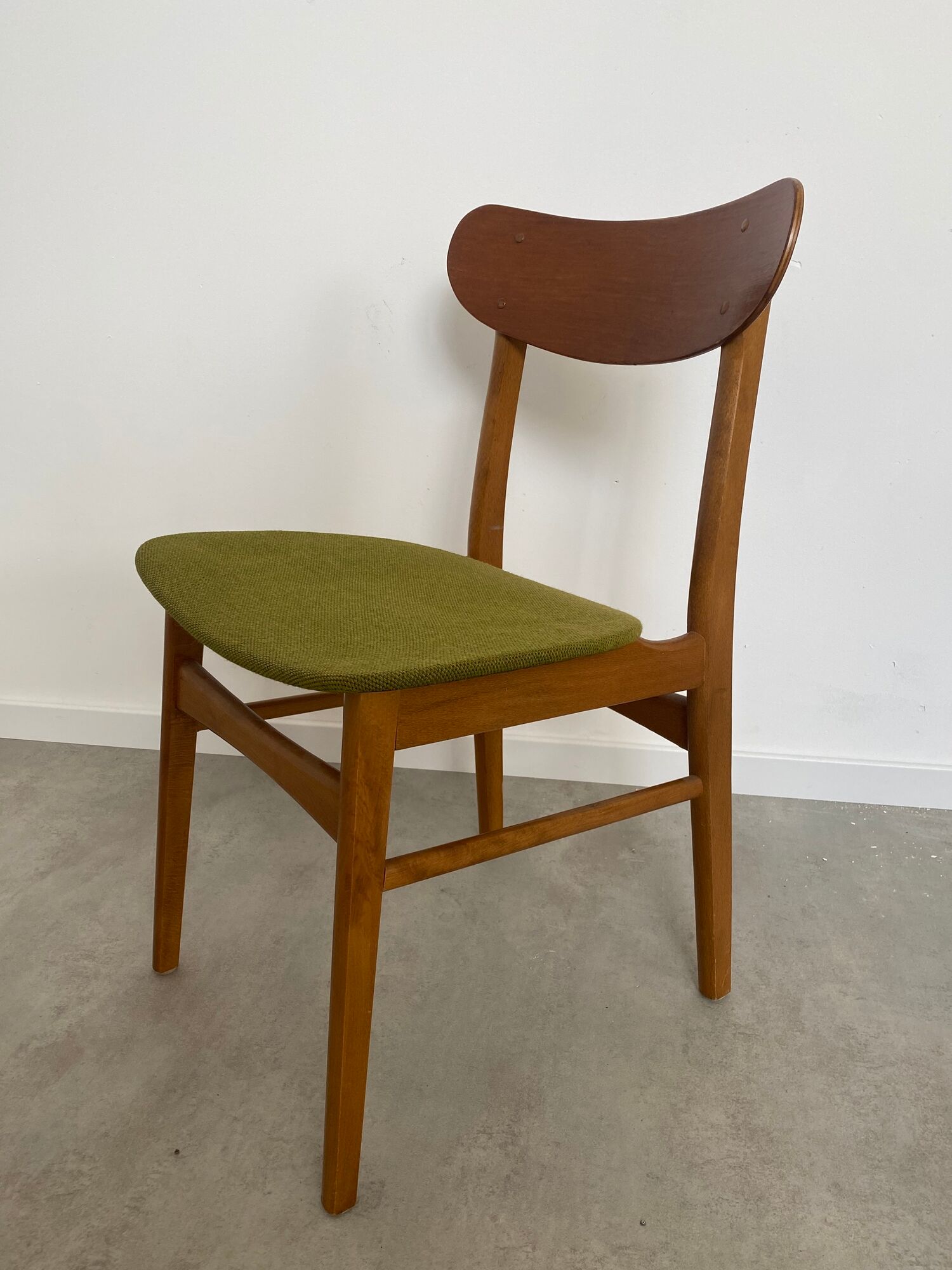4 old vintage Scandinavian design chairs