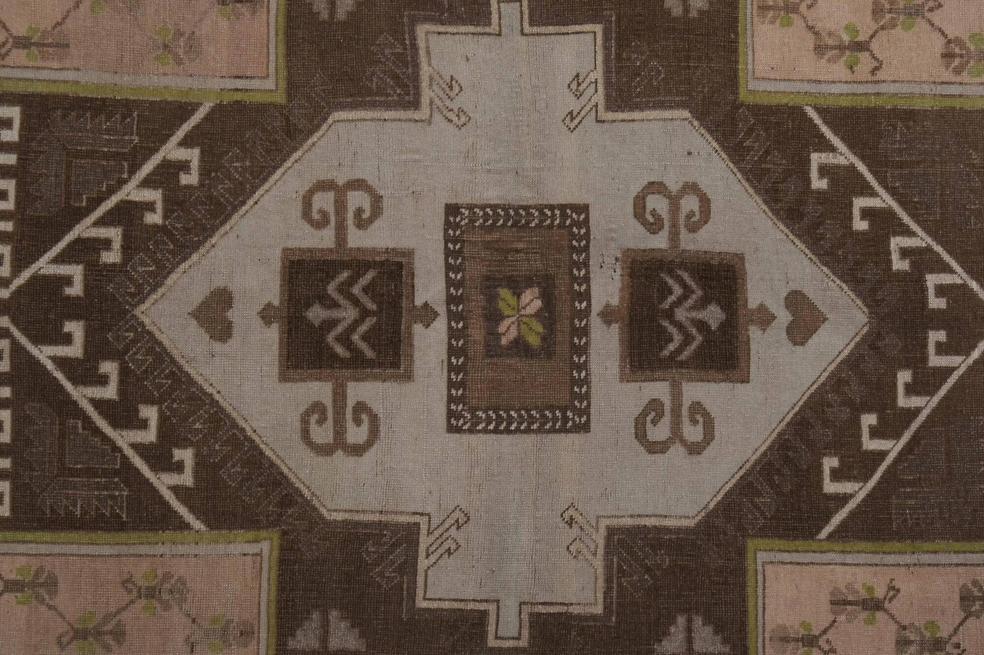 Vintage Turkish handmade rug 179x305 cm