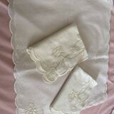 Seven table service and those napkins