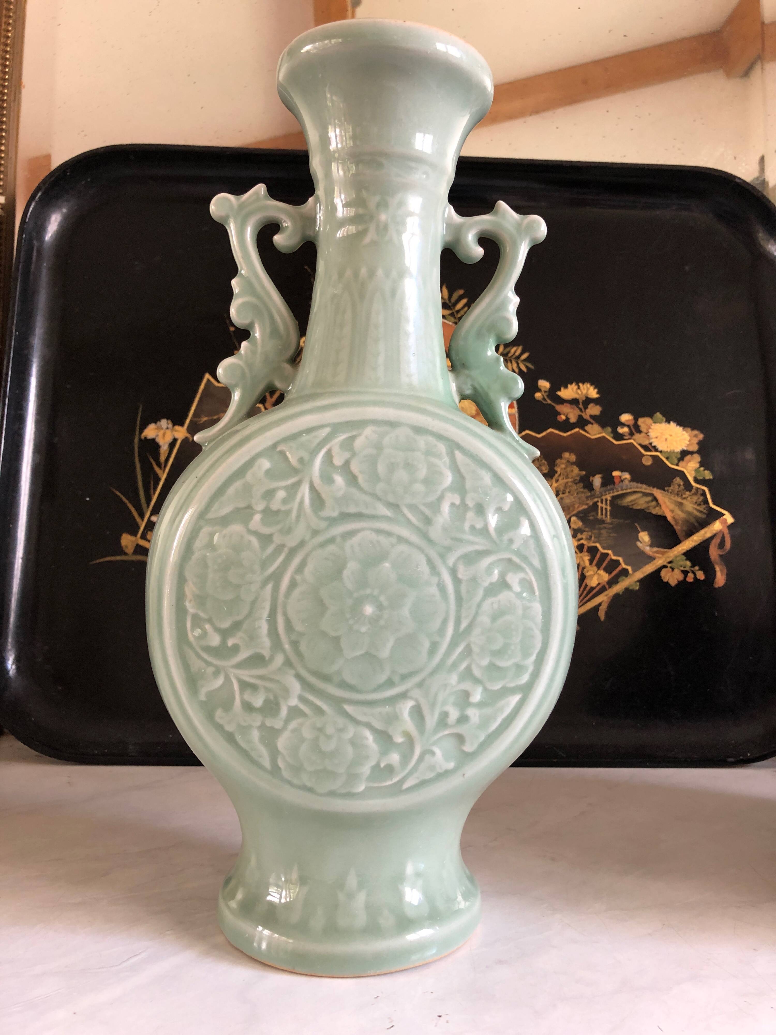 Bianhu Gourd Vase with handles Celadon porcelain/Relief decorations/China Qing dynasty late 19th century