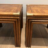 Paire de bouts de canapé en bois et laiton