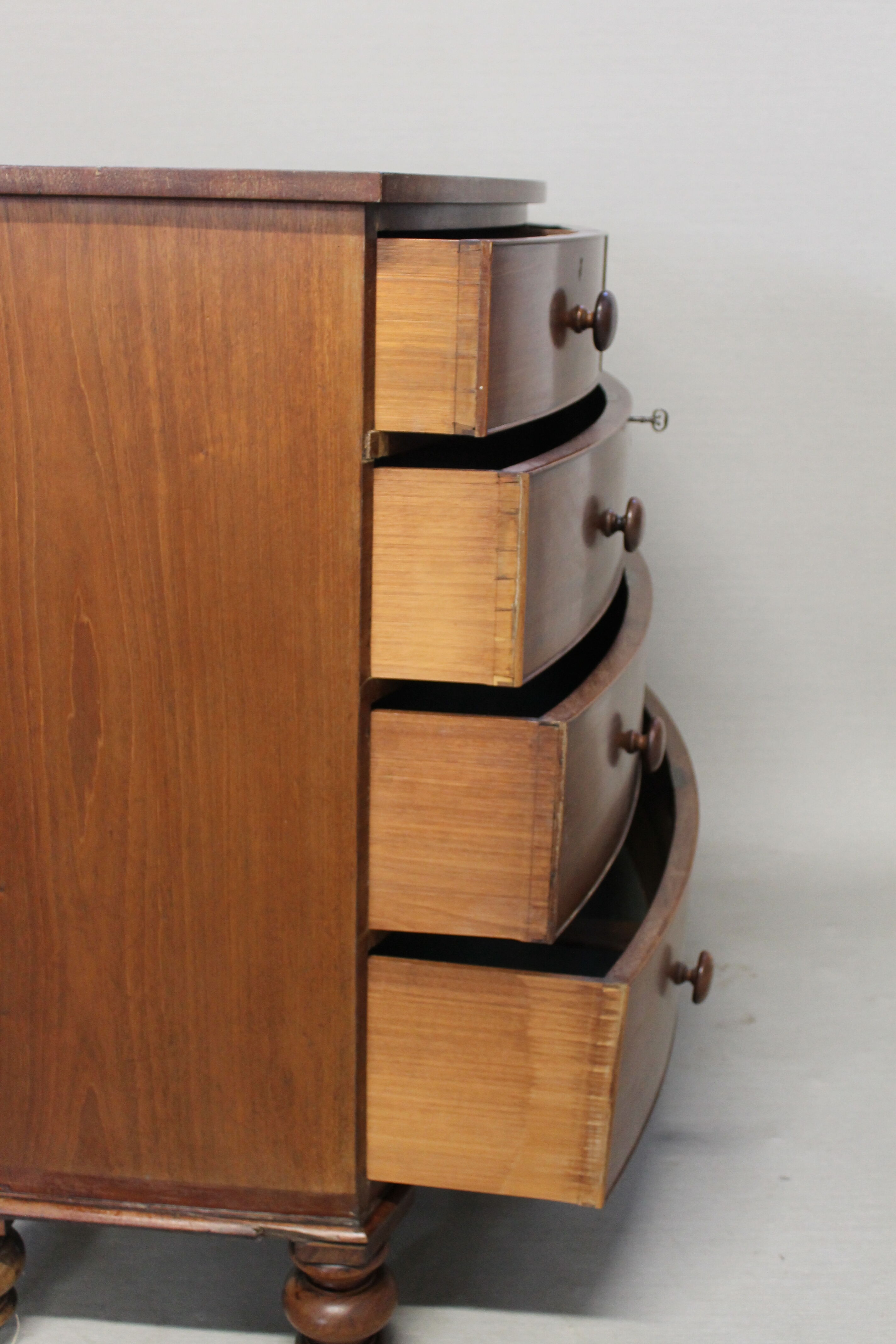 Mahogany veneer curved, English work, circa 1840