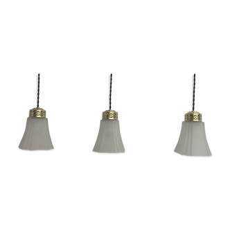 Lot 3 art-deco glass hanging lamps