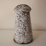 Enamelled sheet metal pitcher