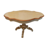 Violin style pedestal table