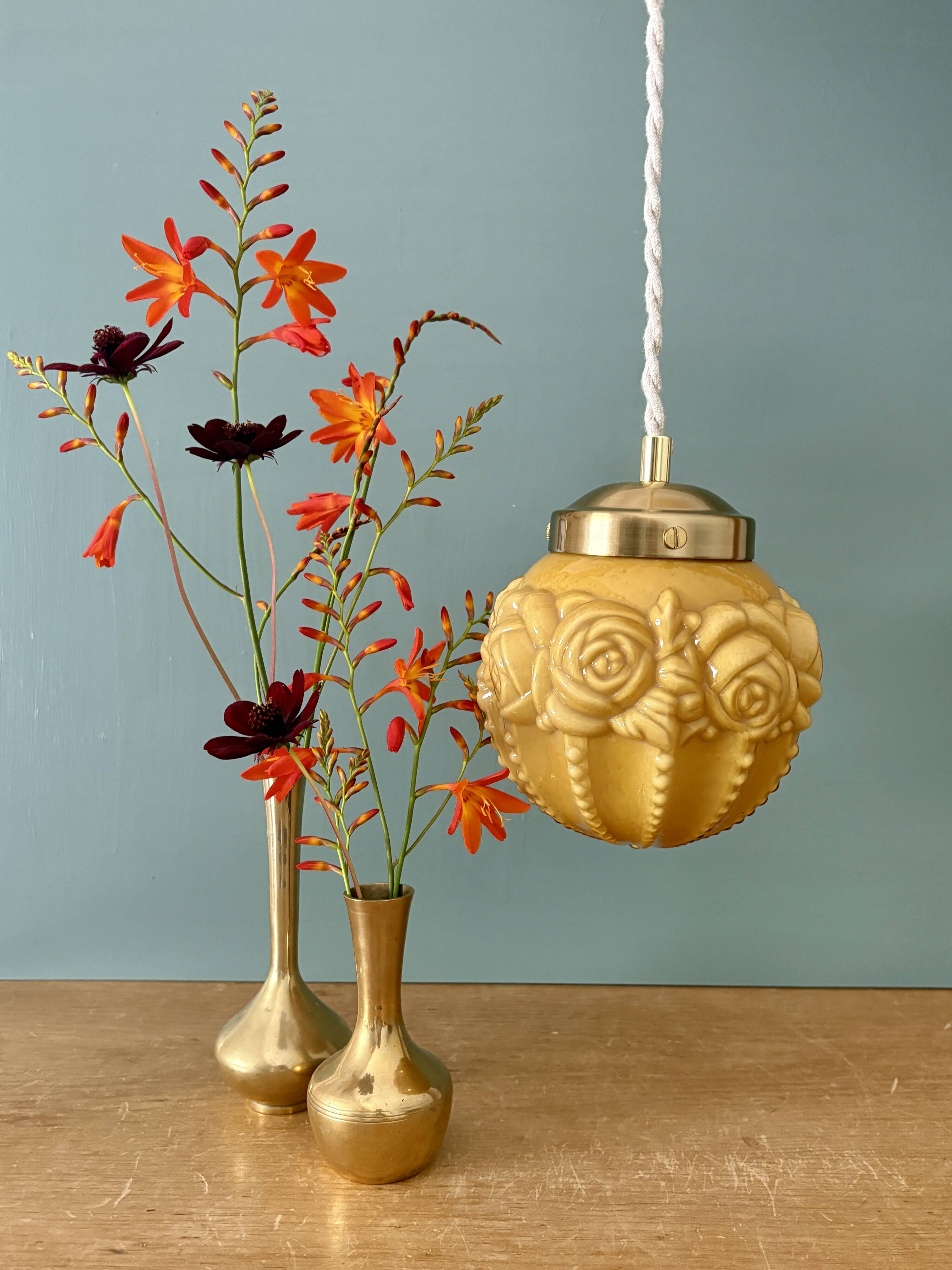 Vintage art deco globe pendant light in ochre opaline