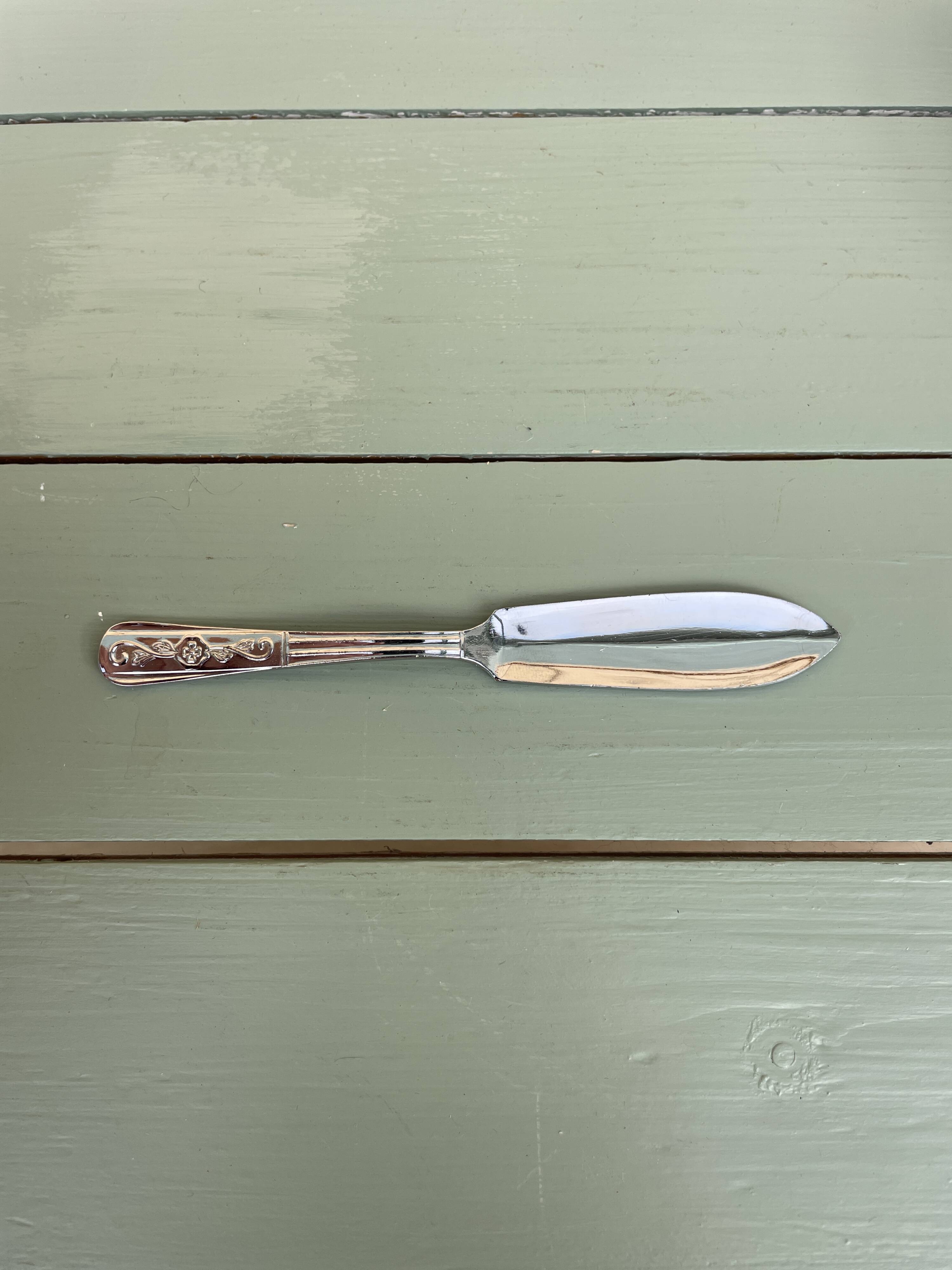 Beurrier vintage coquillage en métal argenté – élégant et original