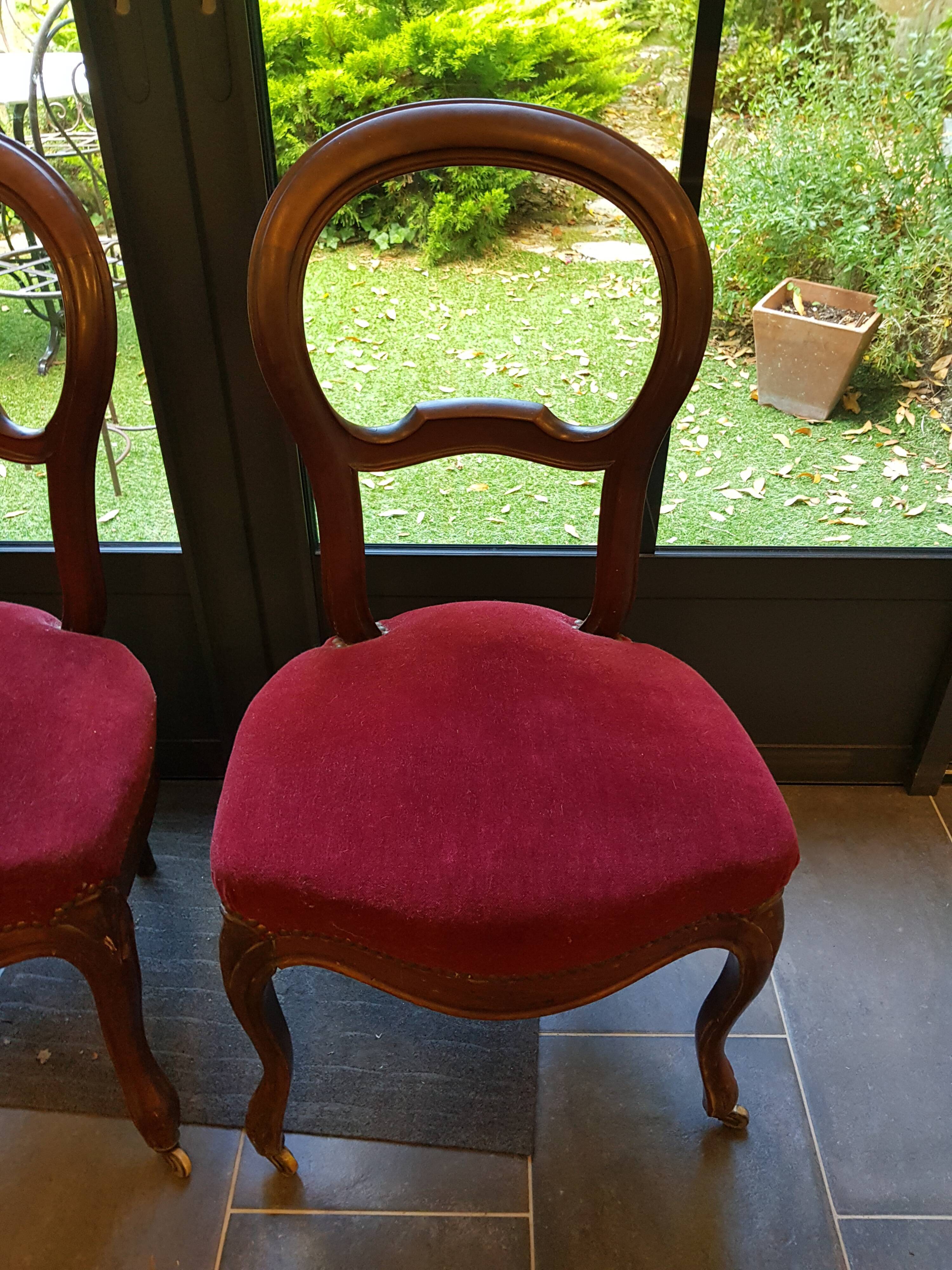 4 chaises médaillon tapissées style Louis Philippe