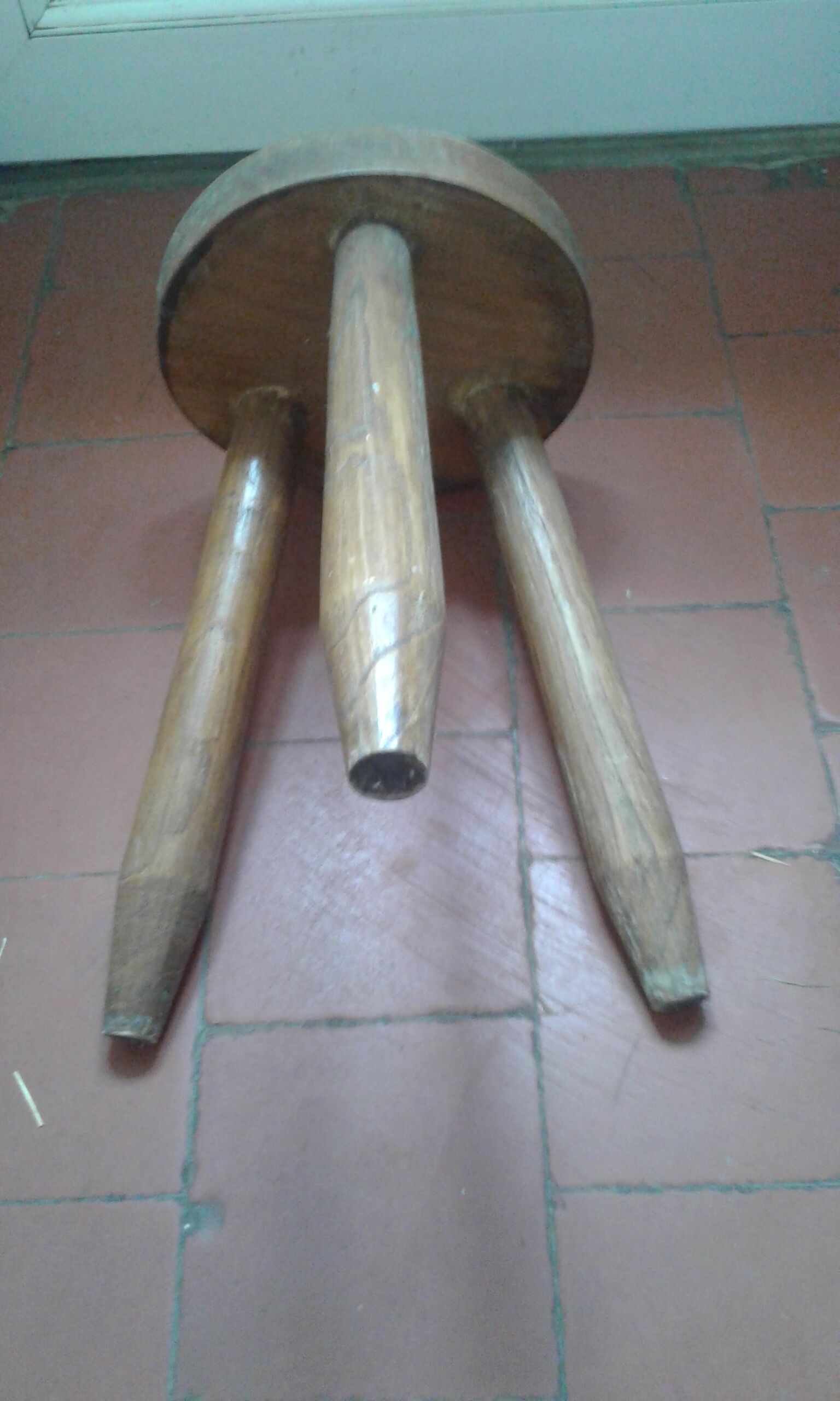 Tripod stool
