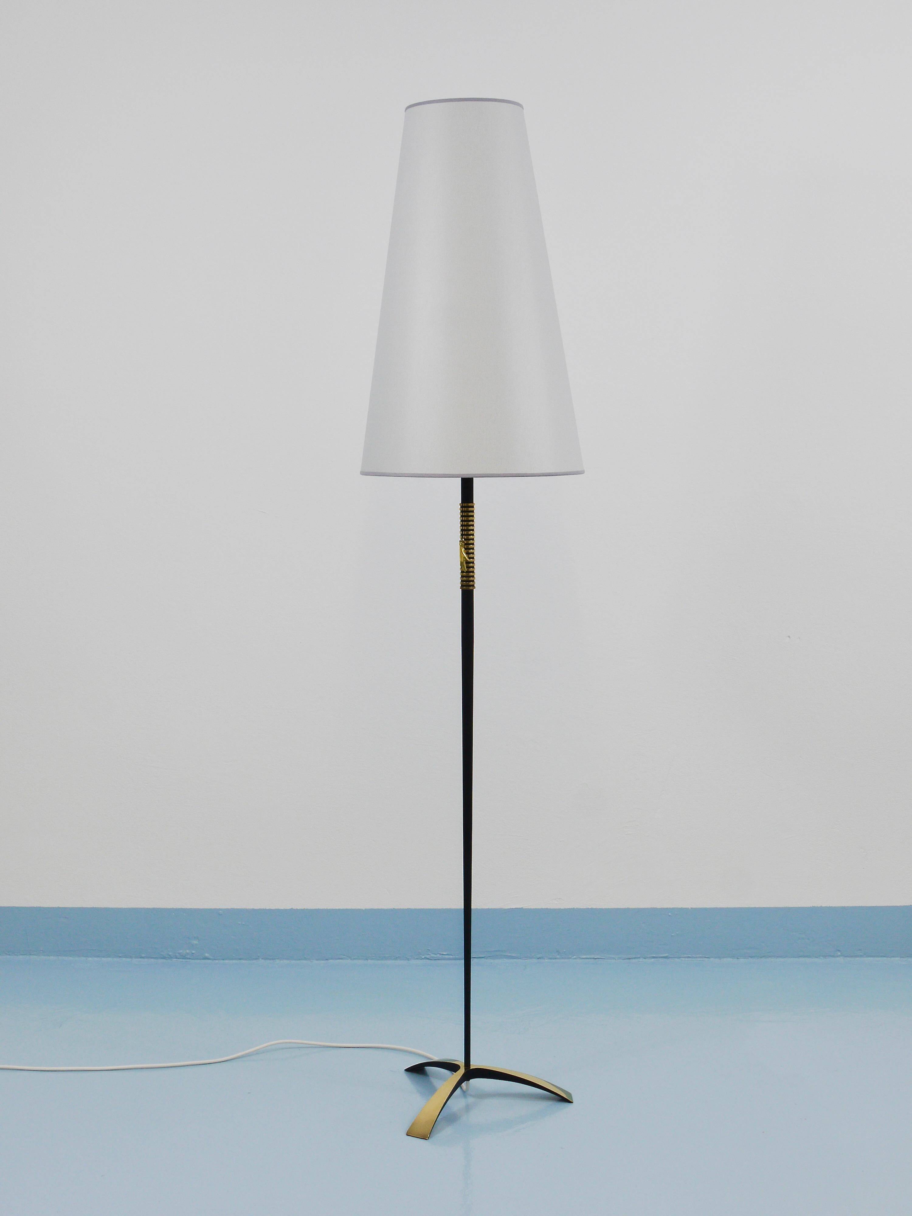 Mid-Century brass floor lamp by Rupert Nikoll, manual switch by Carl Aubock, Austria, 1950.