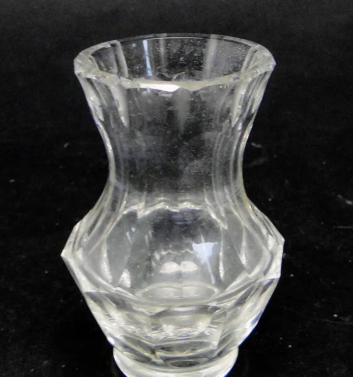 Vase postmoderne, cristal, Pologne, années 1970