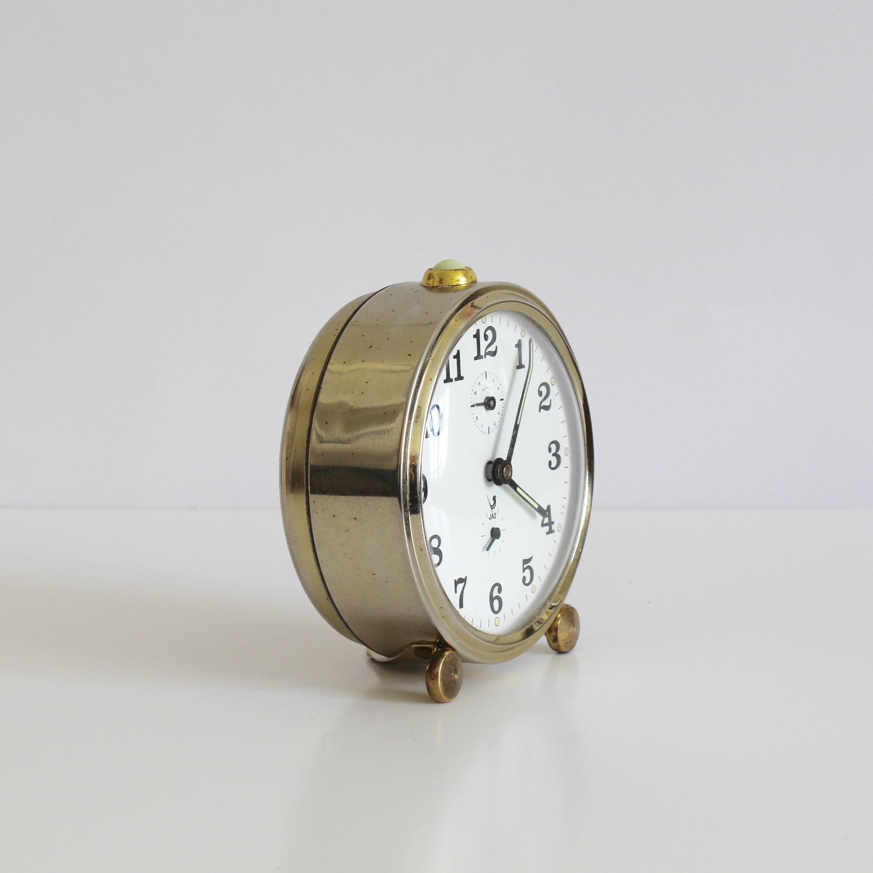 Jaz golden mechanical clock