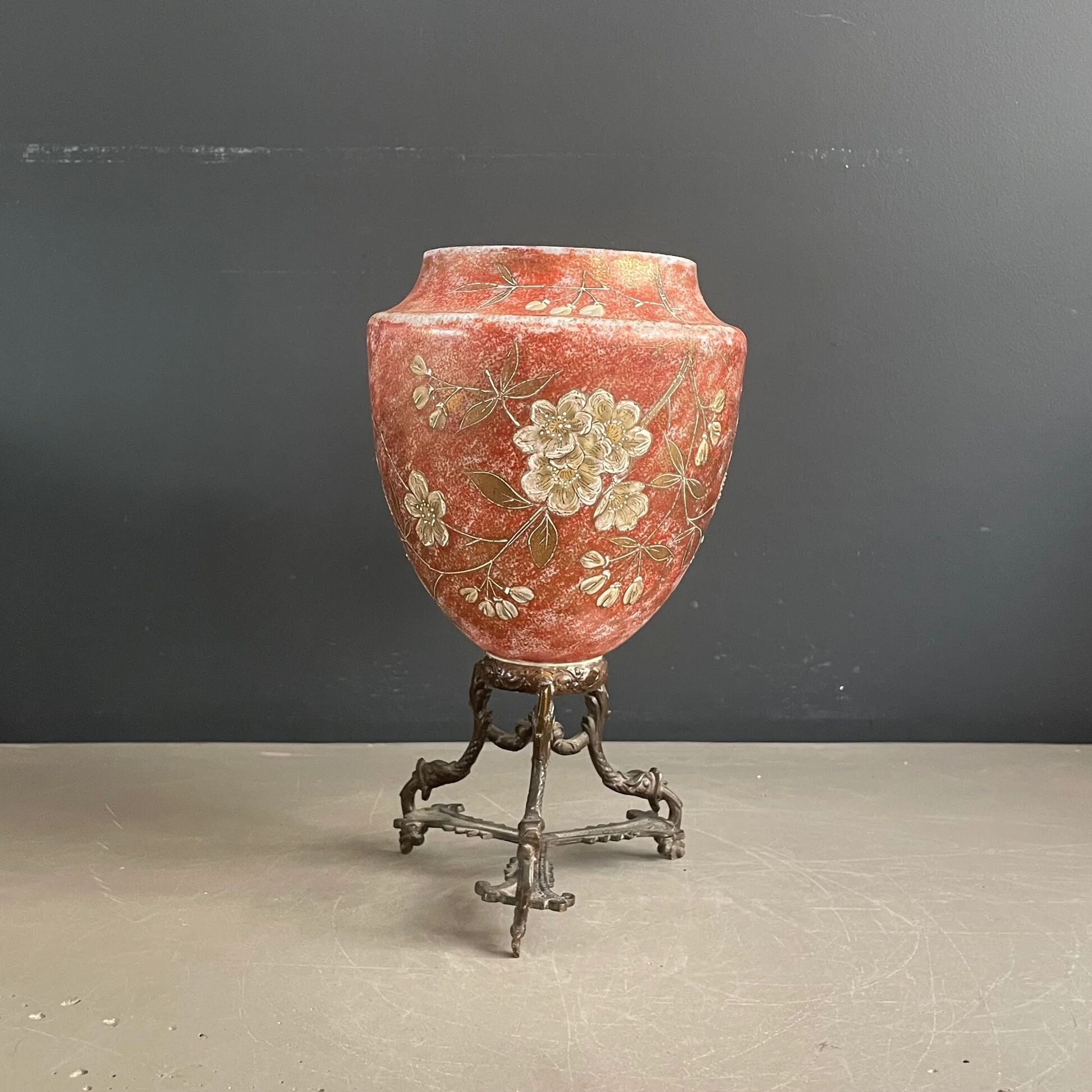Bronze footed vase - Ref 1136