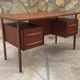Bureau scandinave en teck