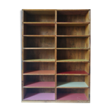 Lockers to hang or lay