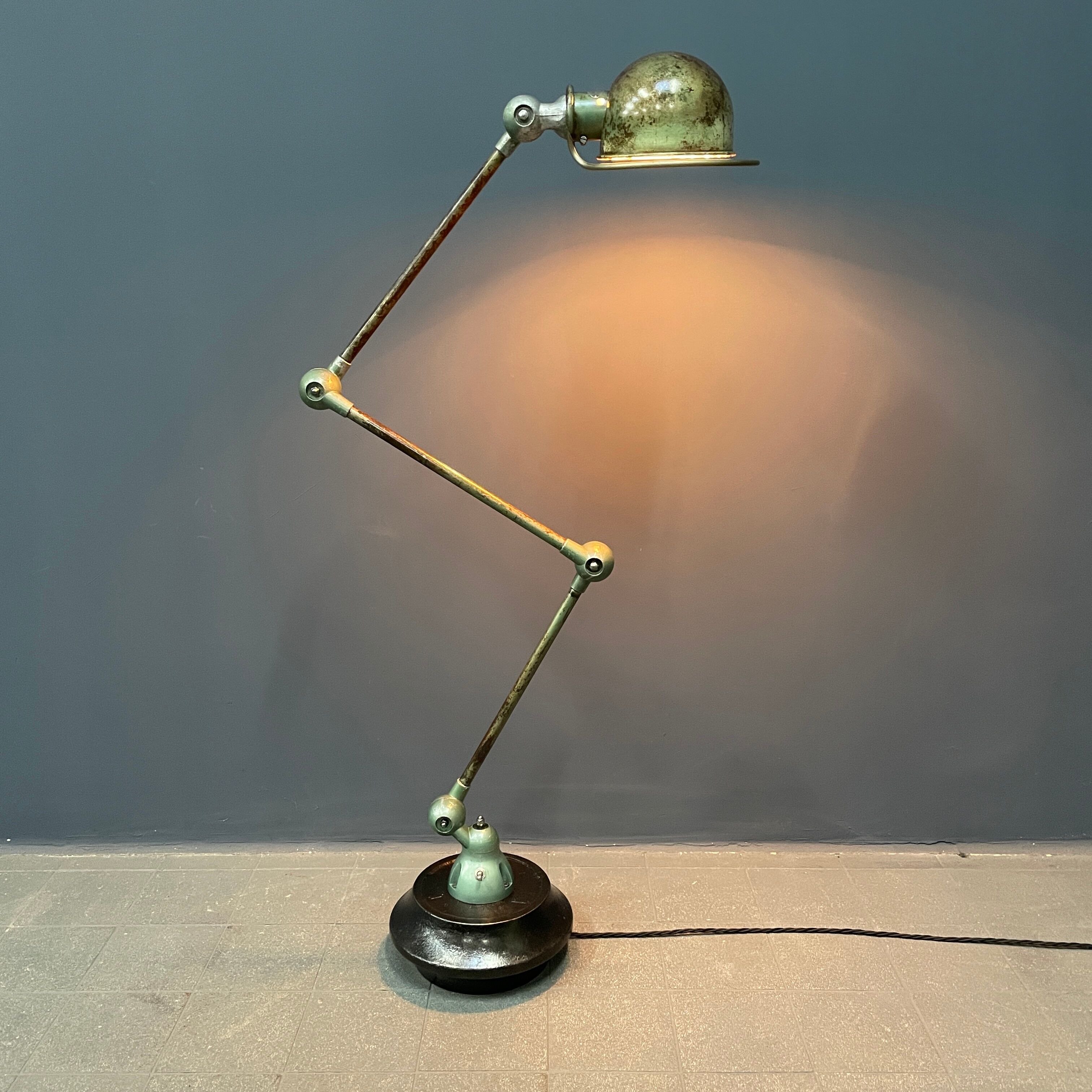 3 arm vespa green patina Jieldé lamp on cast iron base
