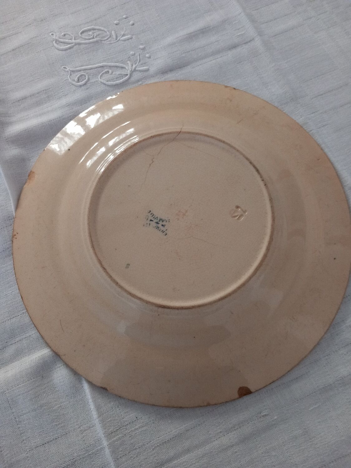 Assiette terre de fer, modèle champètre, Lunéville