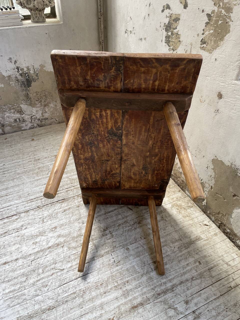 Popular art coffee table Switzerland 1900