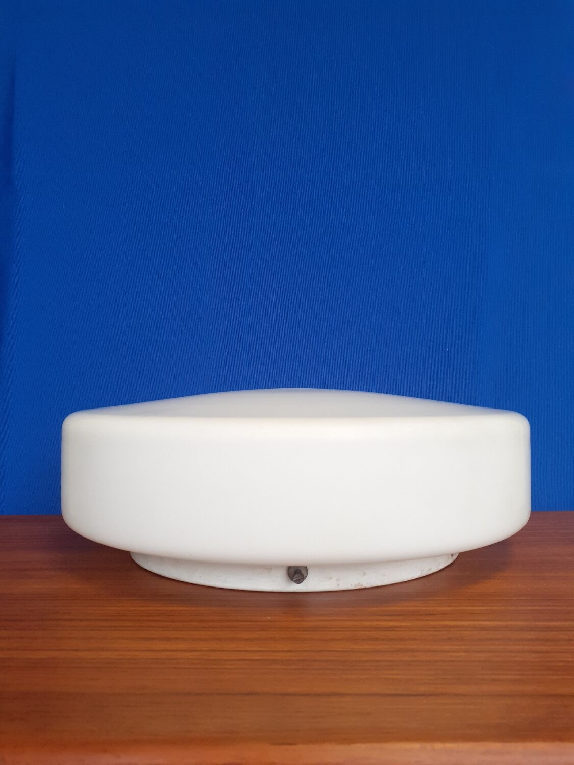 Modernist wall lamp circa 1960