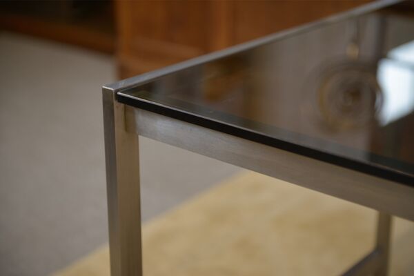Bureau design en inox brossé et verre fumé noir 1980’s