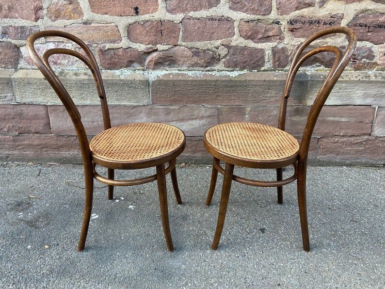 Pair of chairs bistro Thonet 14