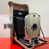 Polaroid land camera model 95