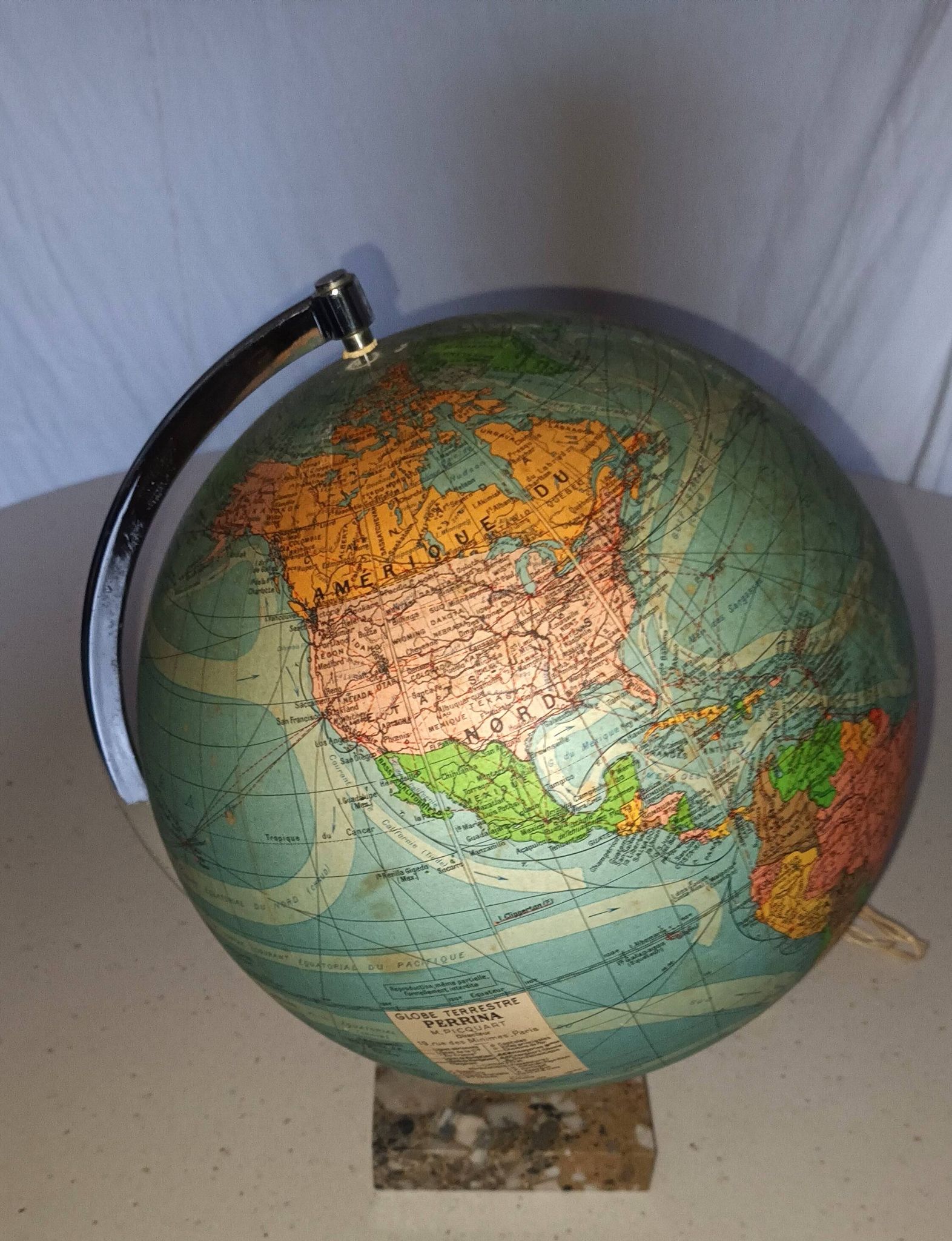 Illuminated terrestrial globe Perrina from the 1950s/60s.